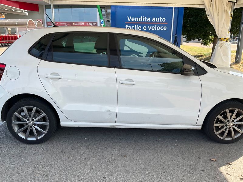 Volkswagen Polo 1.4 TDI Comfortline BlueMotion Tech 2015 – снимка 10
