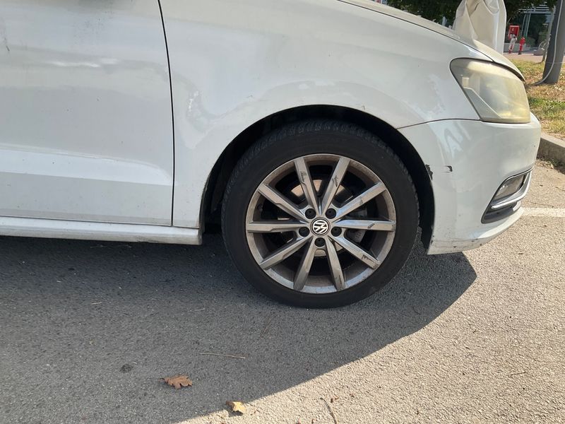 Volkswagen Polo 1.4 TDI Comfortline BlueMotion Tech 2015 – снимка 11