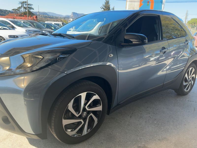 Toyota Aygo X 1.0 VVT-i Design 2024 – снимка 2