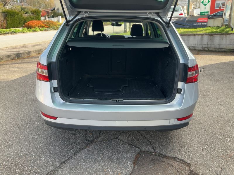 Skoda Superb 1.5 TSI ACT Ambition 2019 – снимка 15