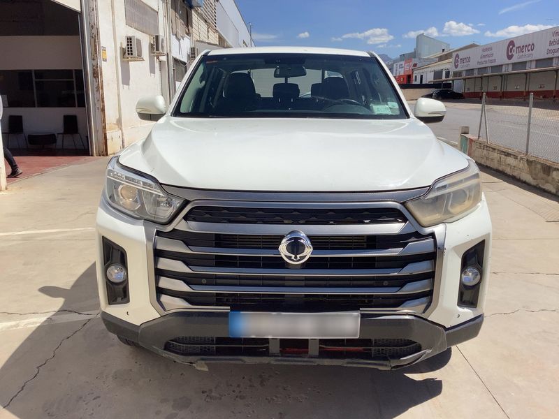 Ssangyong Musso Grand 2.2 e-Xdi Quartz 4WD 2023 – снимка 14