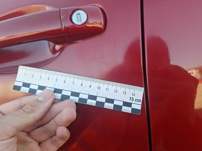 Peugeot 208 1.6 e-HDi Féline 2014 – снимка 52