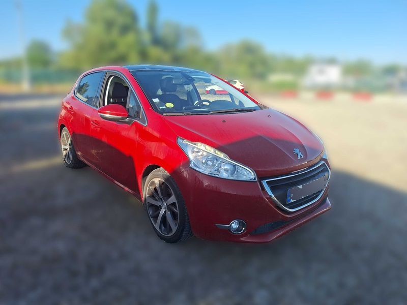 Peugeot 208 1.6 e-HDi Féline 2014 – снимка 6