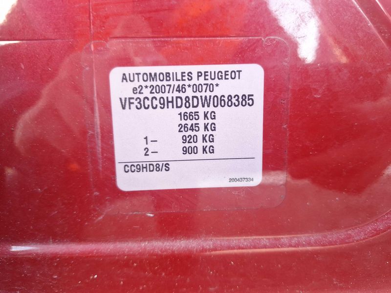Peugeot 208 1.6 e-HDi Féline 2014 – снимка 18