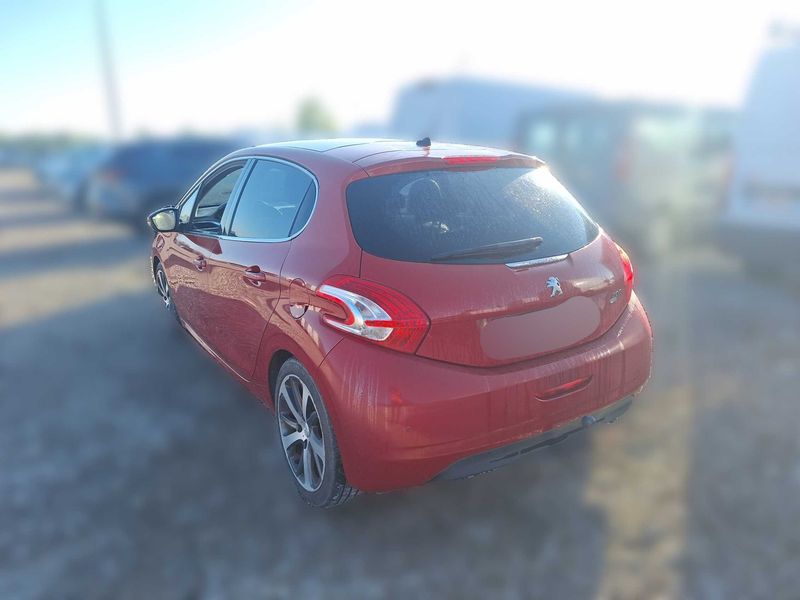 Peugeot 208 1.6 e-HDi Féline 2014 – снимка 3