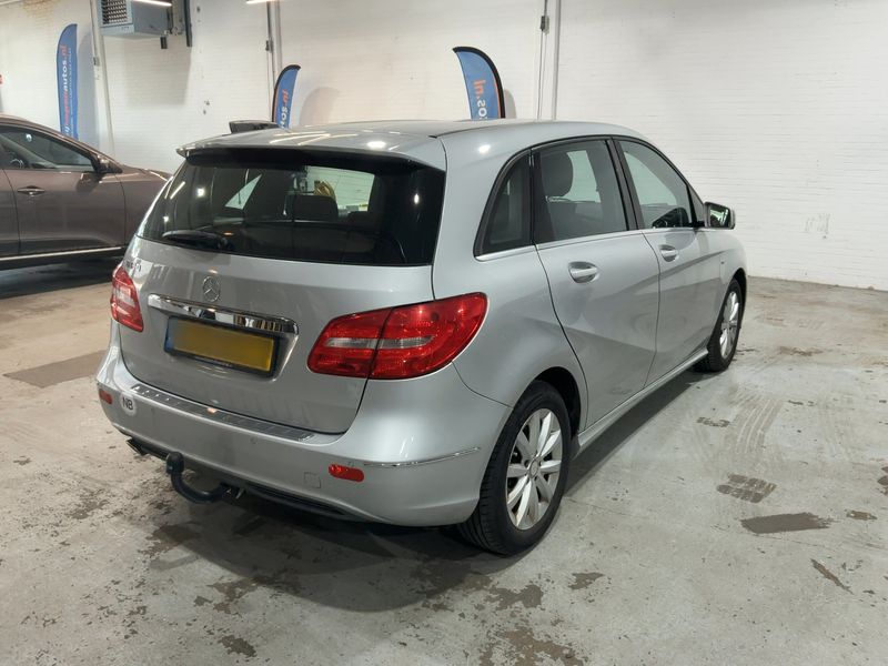 Mercedes-Benz B-Klasse B 180 2012 – снимка 8
