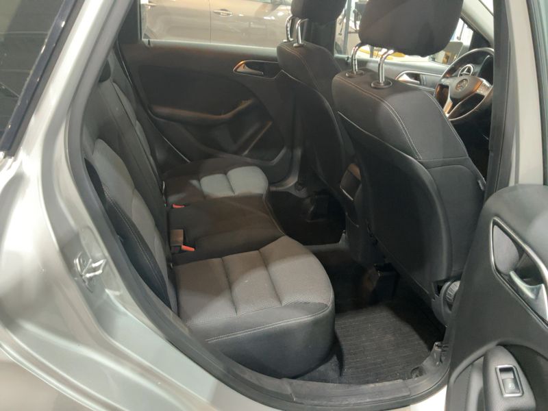 Mercedes-Benz B-Klasse B 180 2012 – снимка 20