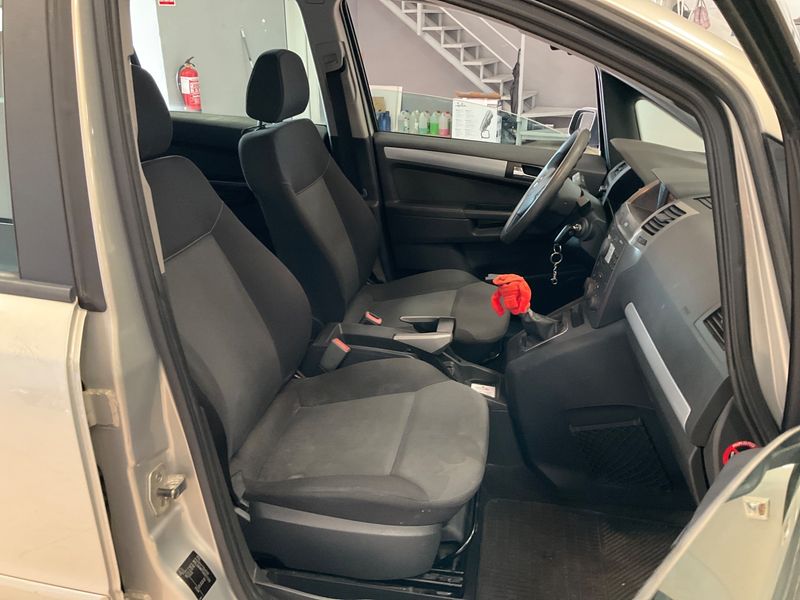 Opel Zafira 1.9 CDTI Enjoy 2007 – снимка 3