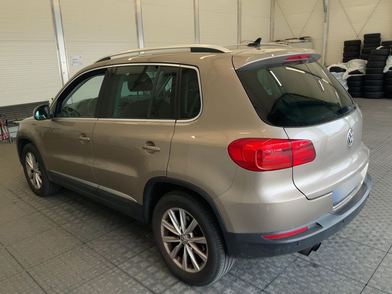 Volkswagen Tiguan 2.0 TDI Sport & Style 4Motion 2012 – снимка 6