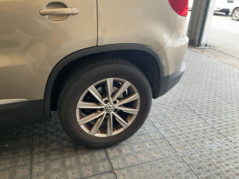 Volkswagen Tiguan 2.0 TDI Sport & Style 4Motion 2012 – снимка 5