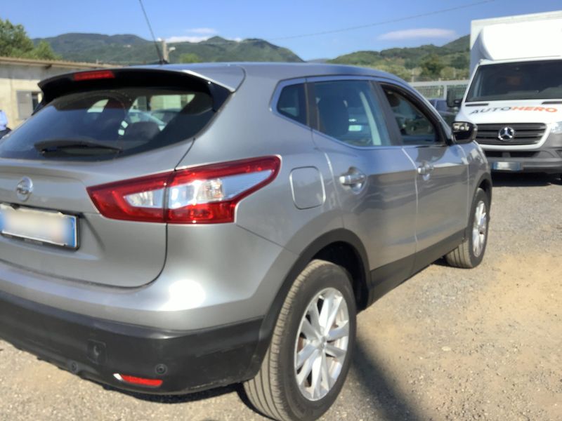 Nissan Qashqai 1.5 Turbodiesel Acenta 2015 – снимка 8