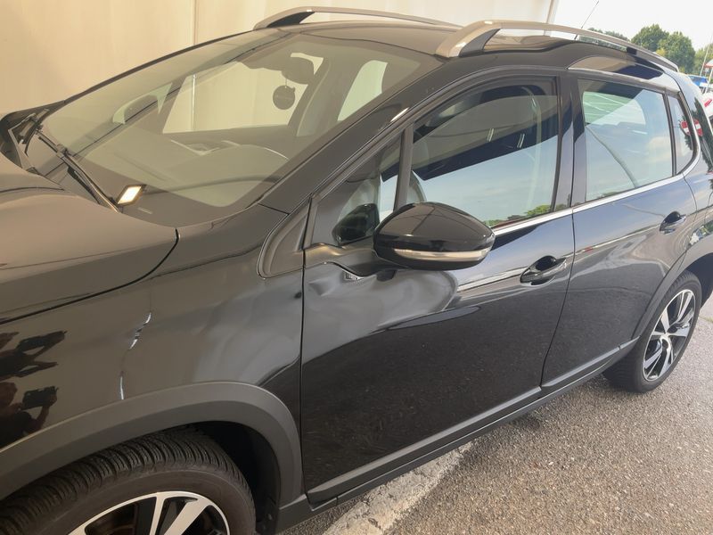 Peugeot 2008 1.2 PureTech Allure 2019 – снимка 4
