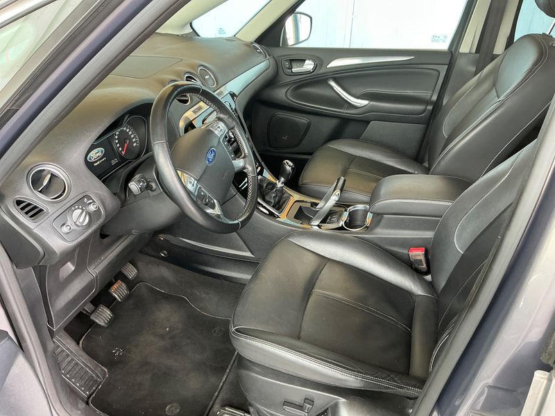 Ford S-Max 2.0 TDCi Titanium 2013 – снимка 3