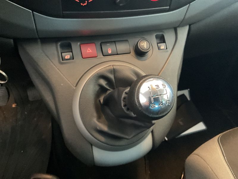 Citroen Berlingo 1.2 PureTech Selection 2016 – снимка на щета