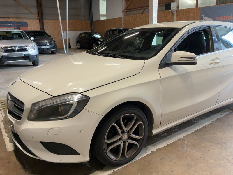 Mercedes-Benz A-Klasse A 220 CDI 4Matic Sensation 2015 – снимка 2