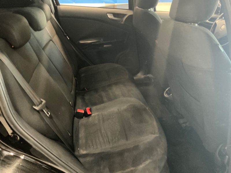 Alfa Romeo Giulietta 1.4 Turbo Turismo 2011 – снимка на щета