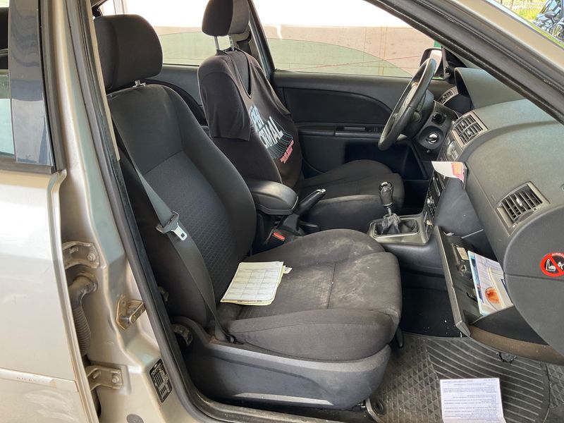 Ford Mondeo 1.8 Trend 2004 – снимка 3