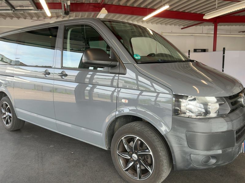 Volkswagen T5 Kombi 2.0 TDI 2013 – снимка 12