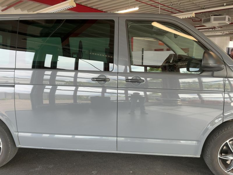 Volkswagen T5 Kombi 2.0 TDI 2013 – снимка 10