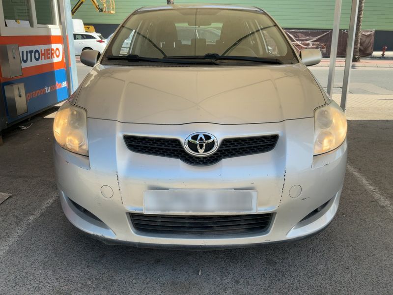 Toyota Auris 2.0 D-4D Luna 2008 – снимка 14