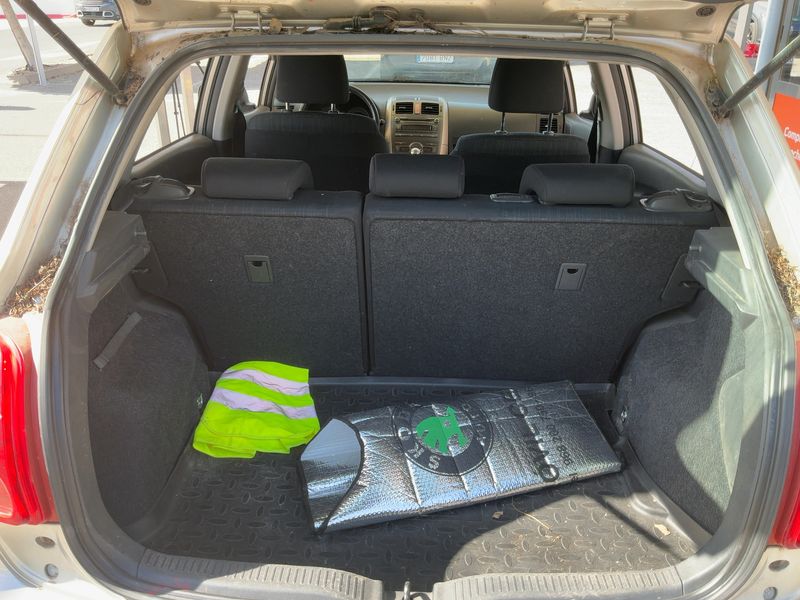 Toyota Auris 2.0 D-4D Luna 2008 – снимка 15