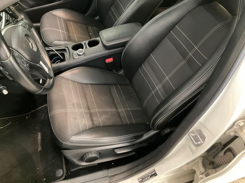 Mercedes-Benz GLA-Klasse GLA 200 d 4Matic Sensation 2014 – снимка 31