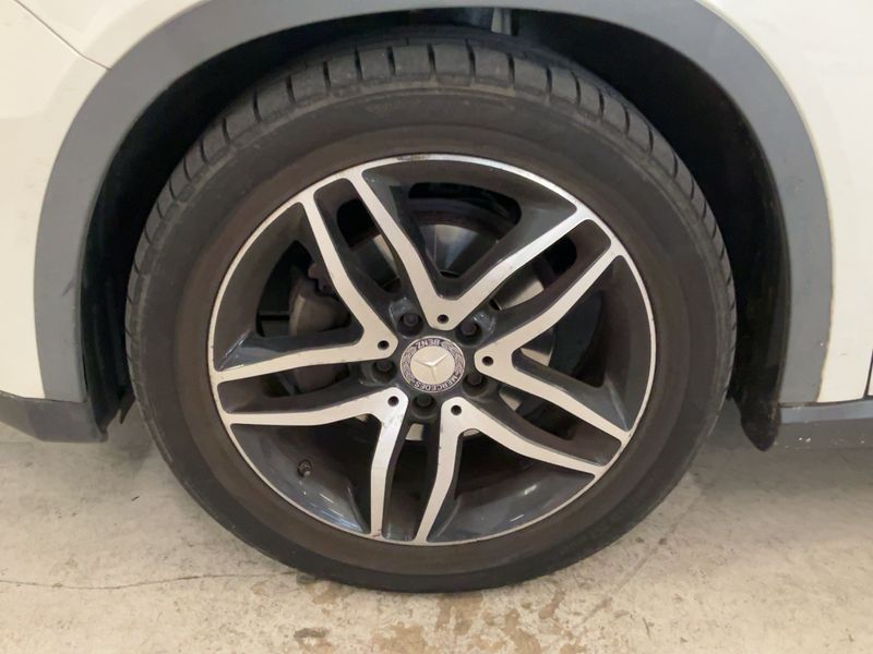 Mercedes-Benz GLA-Klasse GLA 200 d 4Matic Sensation 2014 – снимка 3