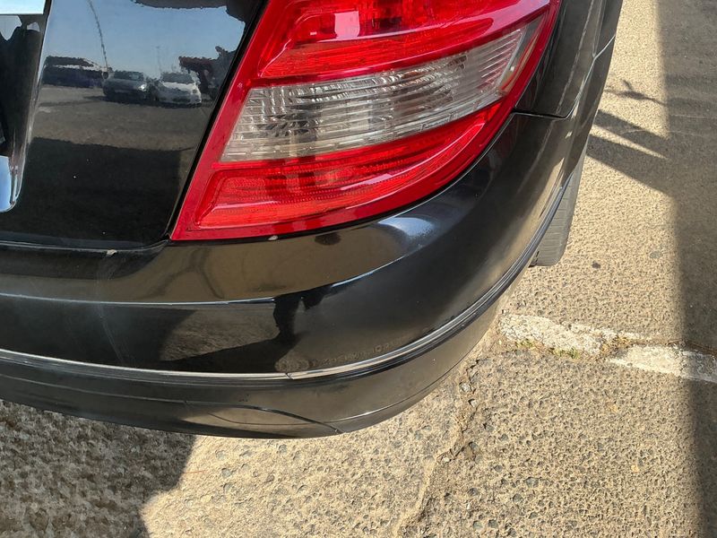 Mercedes-Benz C-Klasse C 200 CDI BlueEfficiency Avantgarde 2010 – снимка 31