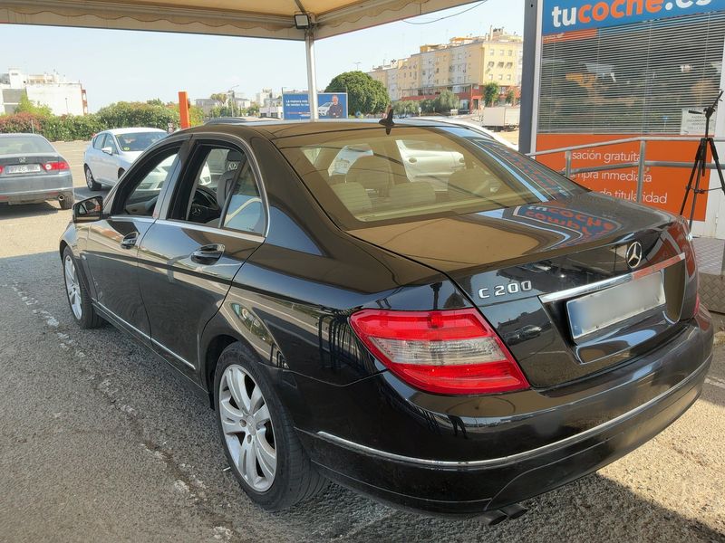 Mercedes-Benz C-Klasse C 200 CDI BlueEfficiency Avantgarde 2010 – снимка 6
