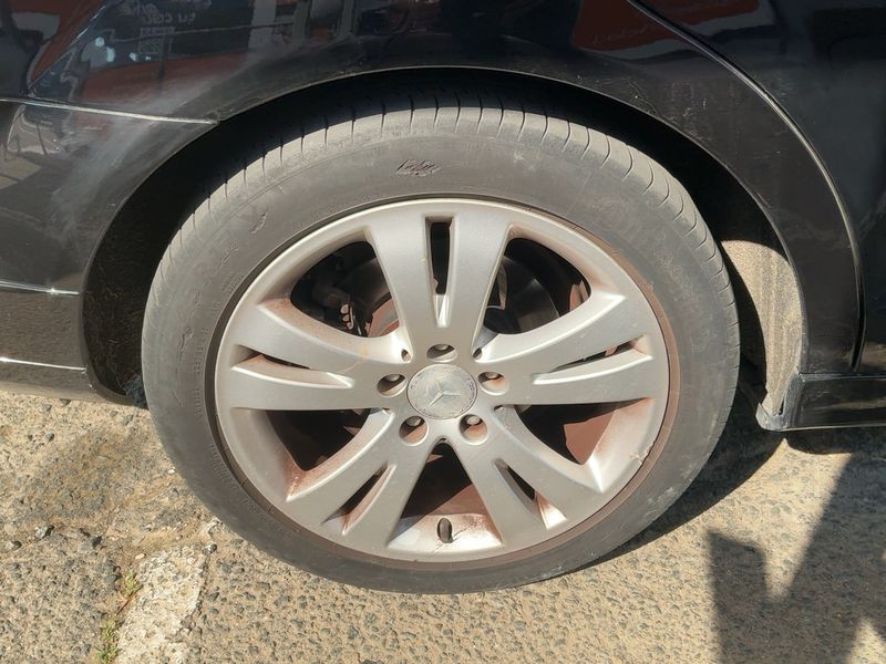 Mercedes-Benz C-Klasse C 200 CDI BlueEfficiency Avantgarde 2010 – снимка 9