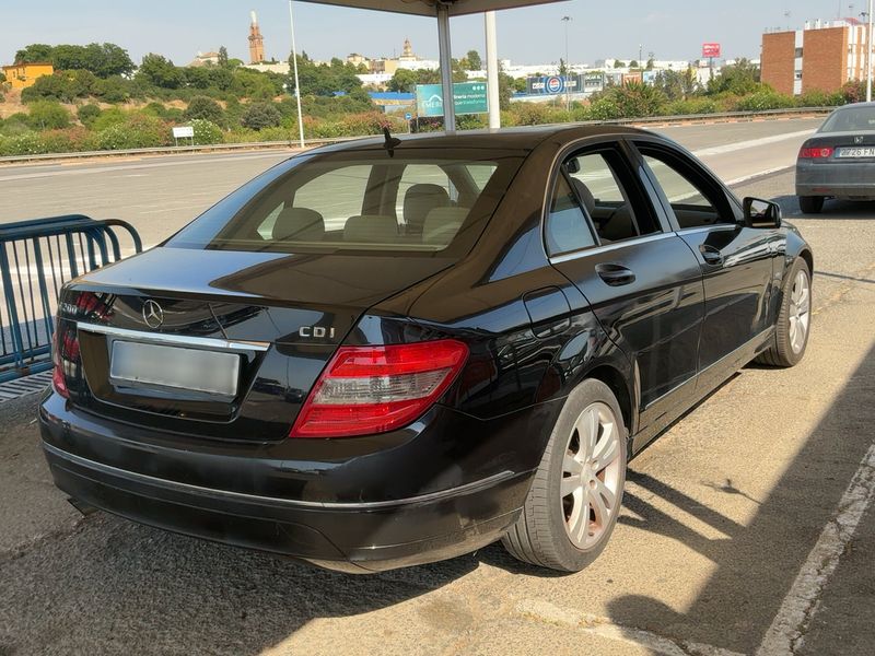 Mercedes-Benz C-Klasse C 200 CDI BlueEfficiency Avantgarde 2010 – снимка 8