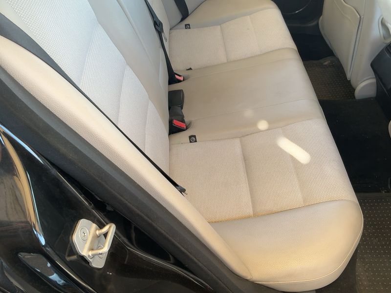 Mercedes-Benz C-Klasse C 200 CDI BlueEfficiency Avantgarde 2010 – снимка 19