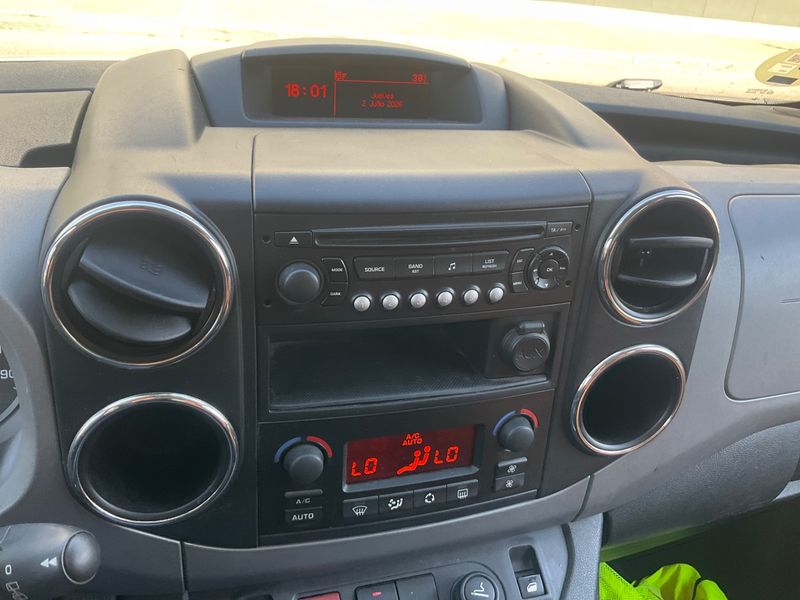 Citroen Berlingo 1.6 HDi SX Multispace 2012 – снимка 25