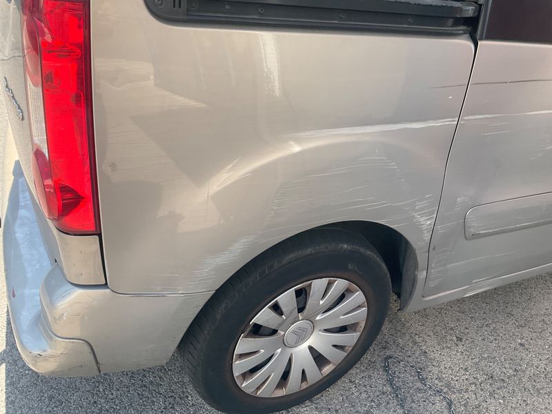 Citroen Berlingo 1.6 HDi SX Multispace 2012 – снимка 23