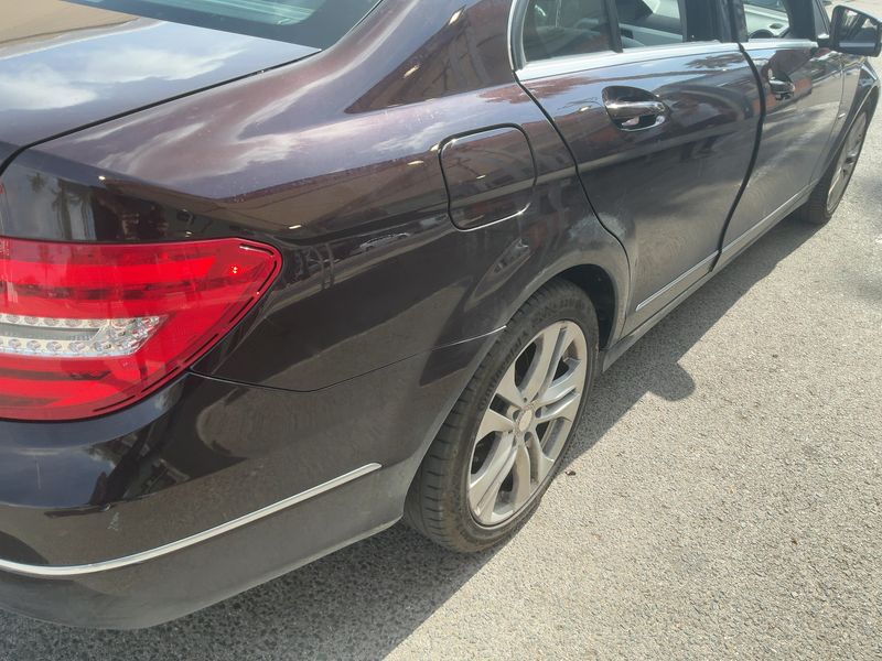 Mercedes-Benz C-Klasse C 220 CDI BlueEfficiency Avantgarde 2012 – снимка 6
