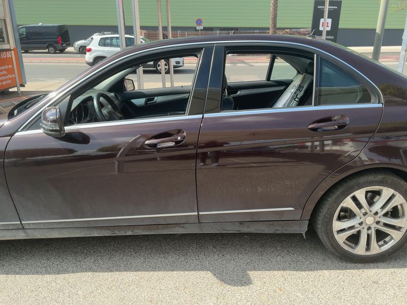 Mercedes-Benz C-Klasse C 220 CDI BlueEfficiency Avantgarde 2012 – снимка 4