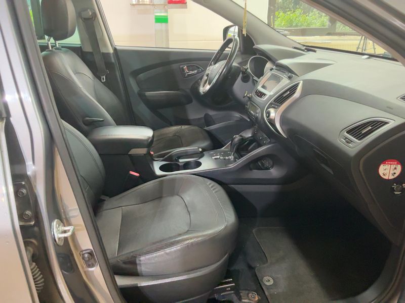 Hyundai ix35 2.0 CRDi Premium AWD 2013 – снимка 17