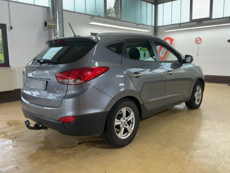 Hyundai ix35 2.0 CRDi Premium AWD 2013 – снимка 8