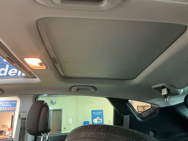 Hyundai ix35 2.0 CRDi Premium AWD 2013 – снимка 33