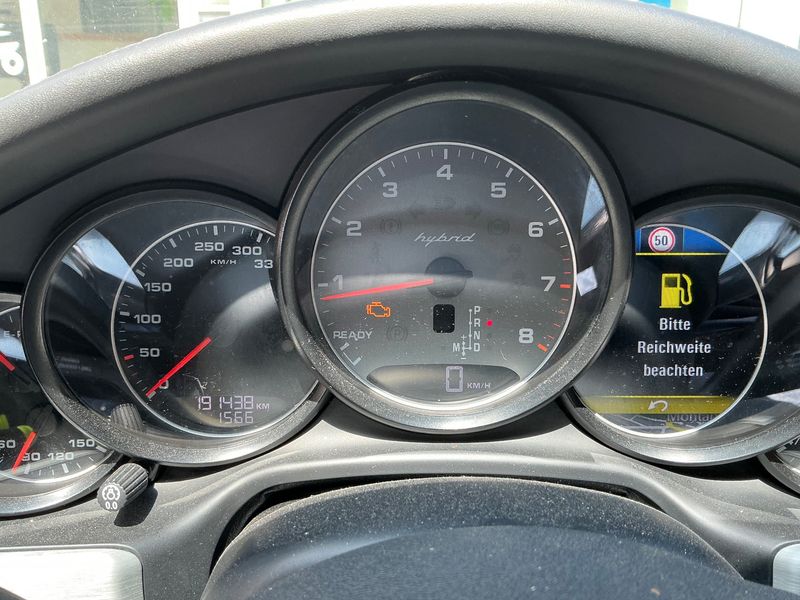 Porsche Panamera S Hybrid 2011 – снимка 18