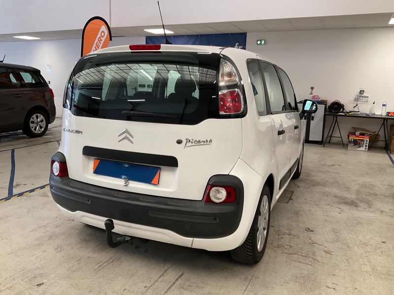 Citroen C3 Picasso 1.6 HDi Attraction 2010 – снимка 2