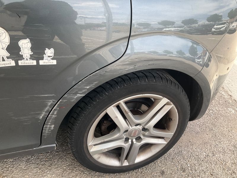Seat Leon 1.6 TDI Style Copa 2012 – снимка 33