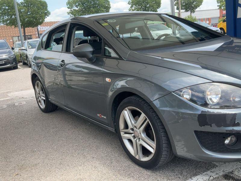 Seat Leon 1.6 TDI Style Copa 2012 – снимка 12