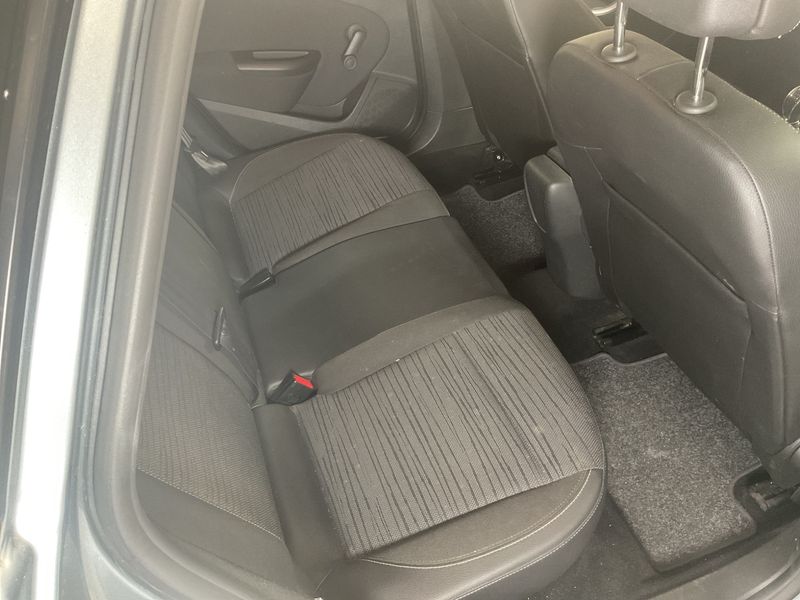 Opel Astra 1.6 CDTI DPF Edition 2014 – снимка 28