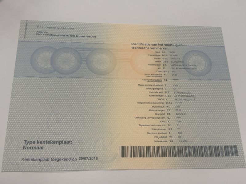Opel Astra 1.6 CDTI DPF Edition 2014 – снимка 20