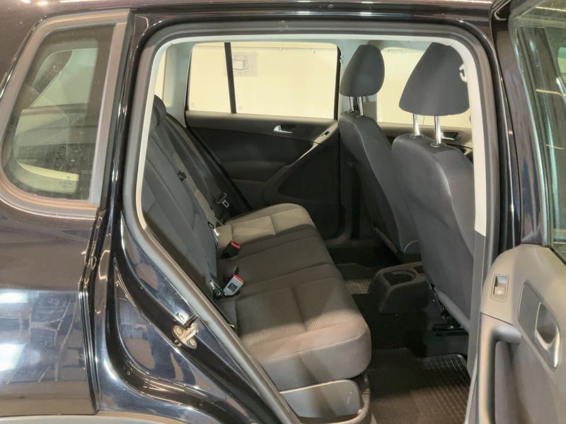 Volkswagen Tiguan 2.0 TDI Trend & Fun 4Motion BlueMotion Tech 2016 – снимка 19
