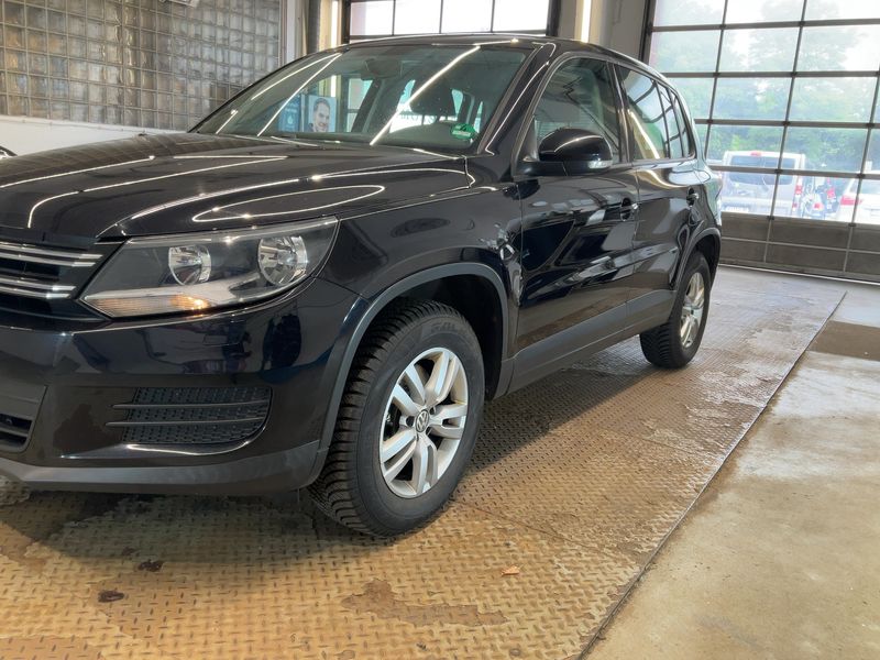 Volkswagen Tiguan 2.0 TDI Trend & Fun 4Motion BlueMotion Tech 2016 – снимка 2