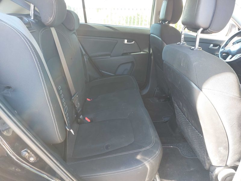 Kia Sportage 1.7 CRDi Active 2WD 2011 – снимка 13