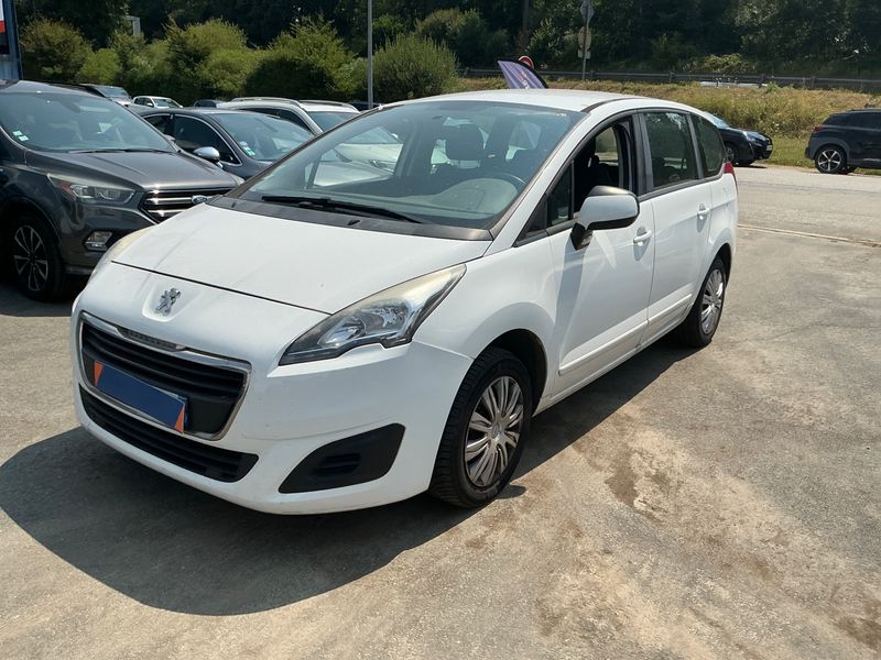 Peugeot 5008 1.2 e-THP Access 2015 – снимка 1