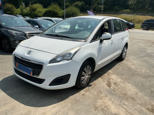 Peugeot 5008 1.2 e-THP Access 2015 – снимка 1